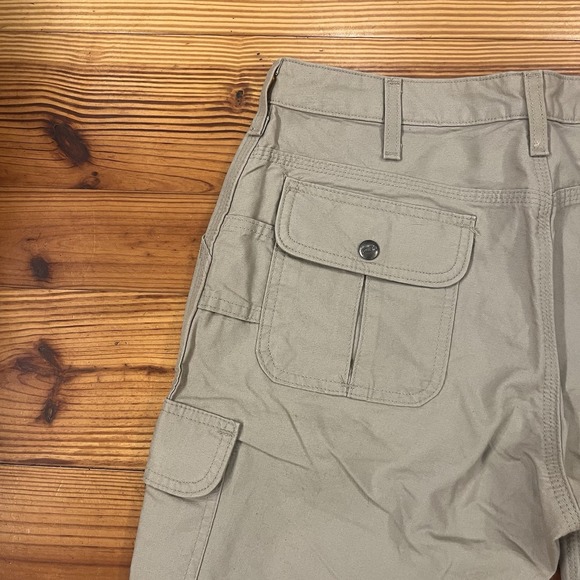 Carhartt Women's Vintage WB164 Six Pocket Cargo Shorts Tan Size 8 - Picture 9 of 11